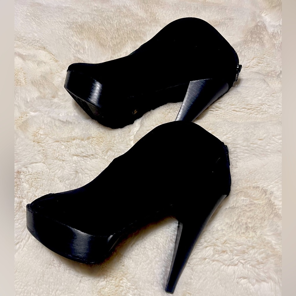 Carlos Santana booties